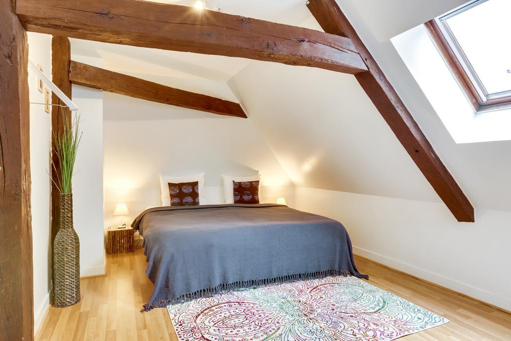 Chateau Turgot Gites Bons-Tassily Eksteriør billede