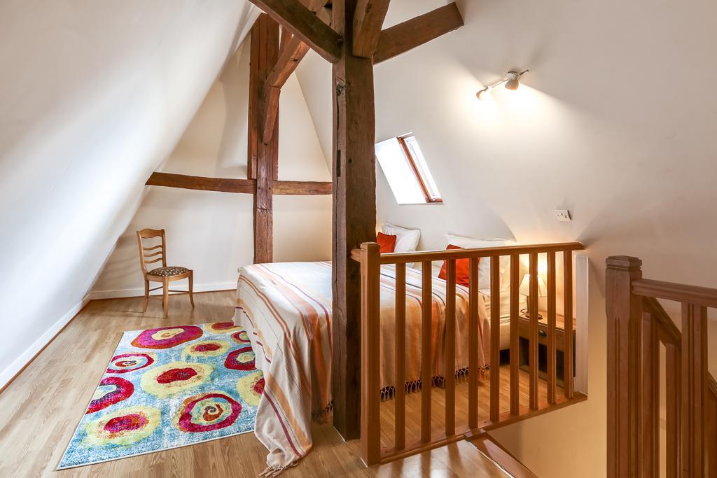 Chateau Turgot Gites Bons-Tassily Eksteriør billede