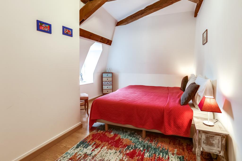 Chateau Turgot Gites Bons-Tassily Eksteriør billede